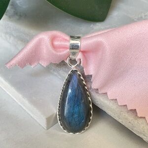 925 Sterling Silver Natural Labradorite Long Drop Pendant – BOHO